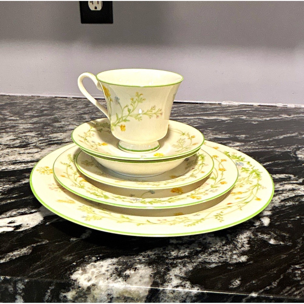 Noritake Ivory China Reverie 7191 Dinner Set, Lot of 1, 6 pieces, made in Japan